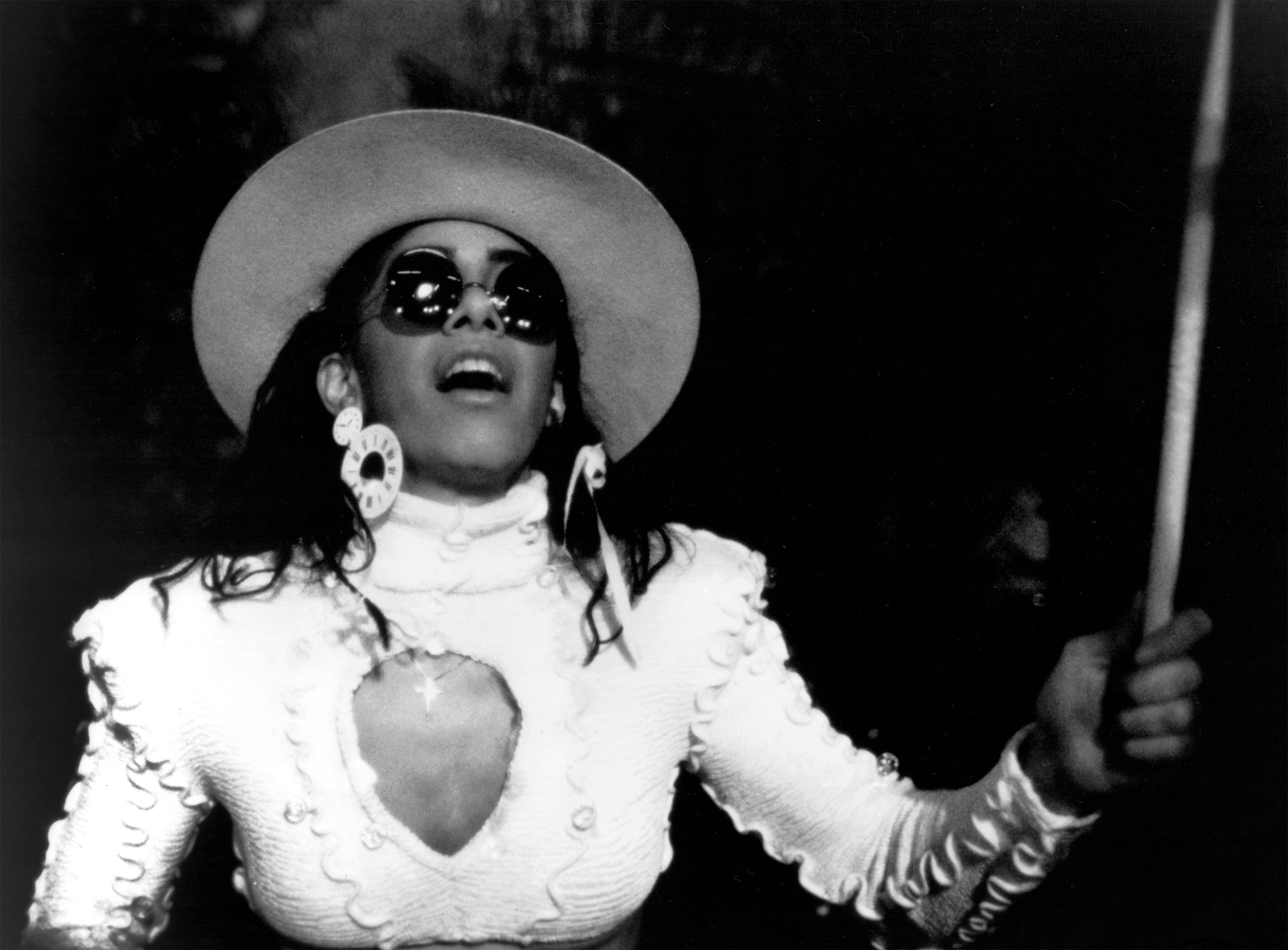 Sheila E. on drums. Promotional photo for the concert film <i>Sign "O" the Times</i>.